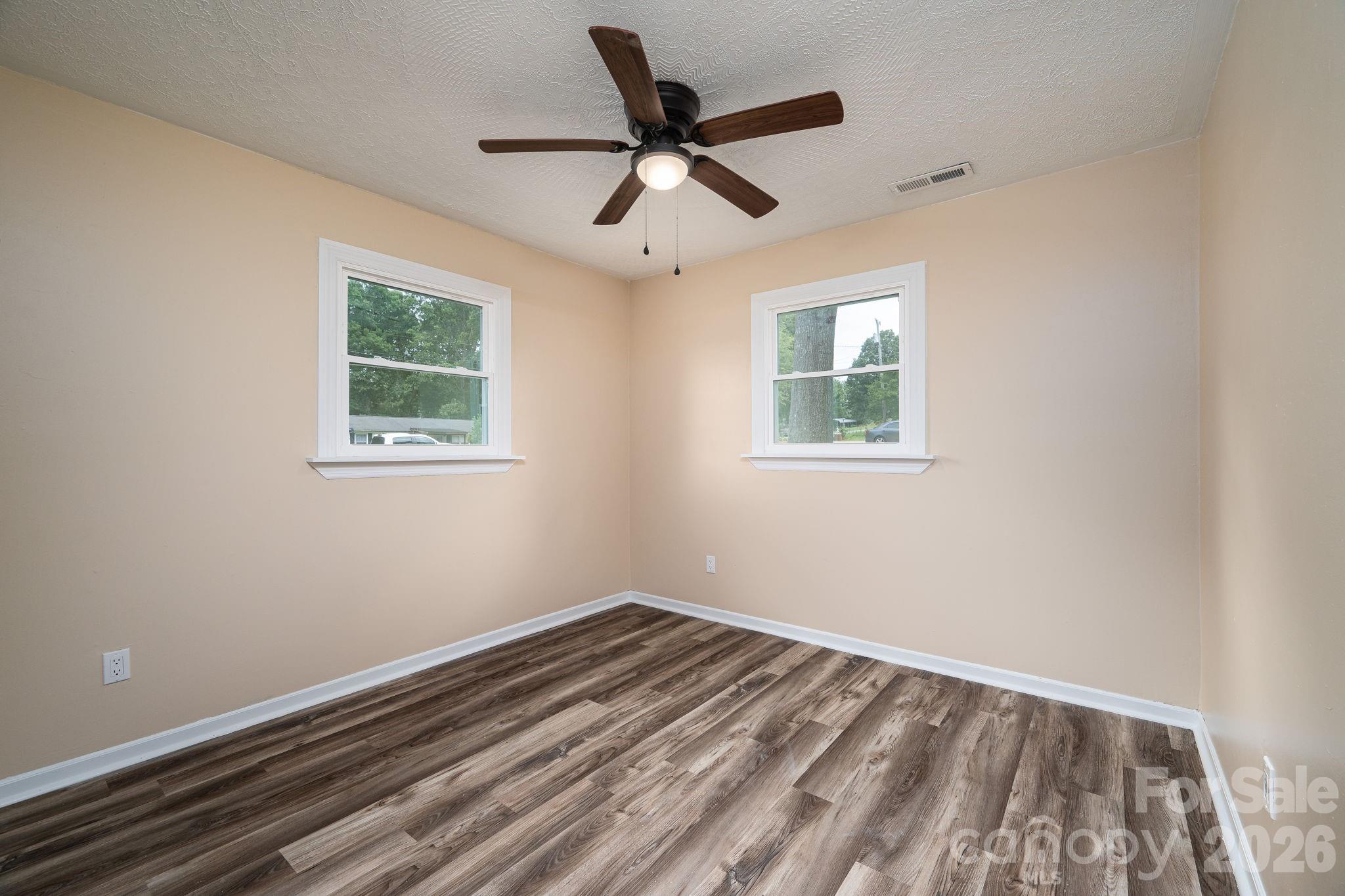 Hill N Dale - Residential