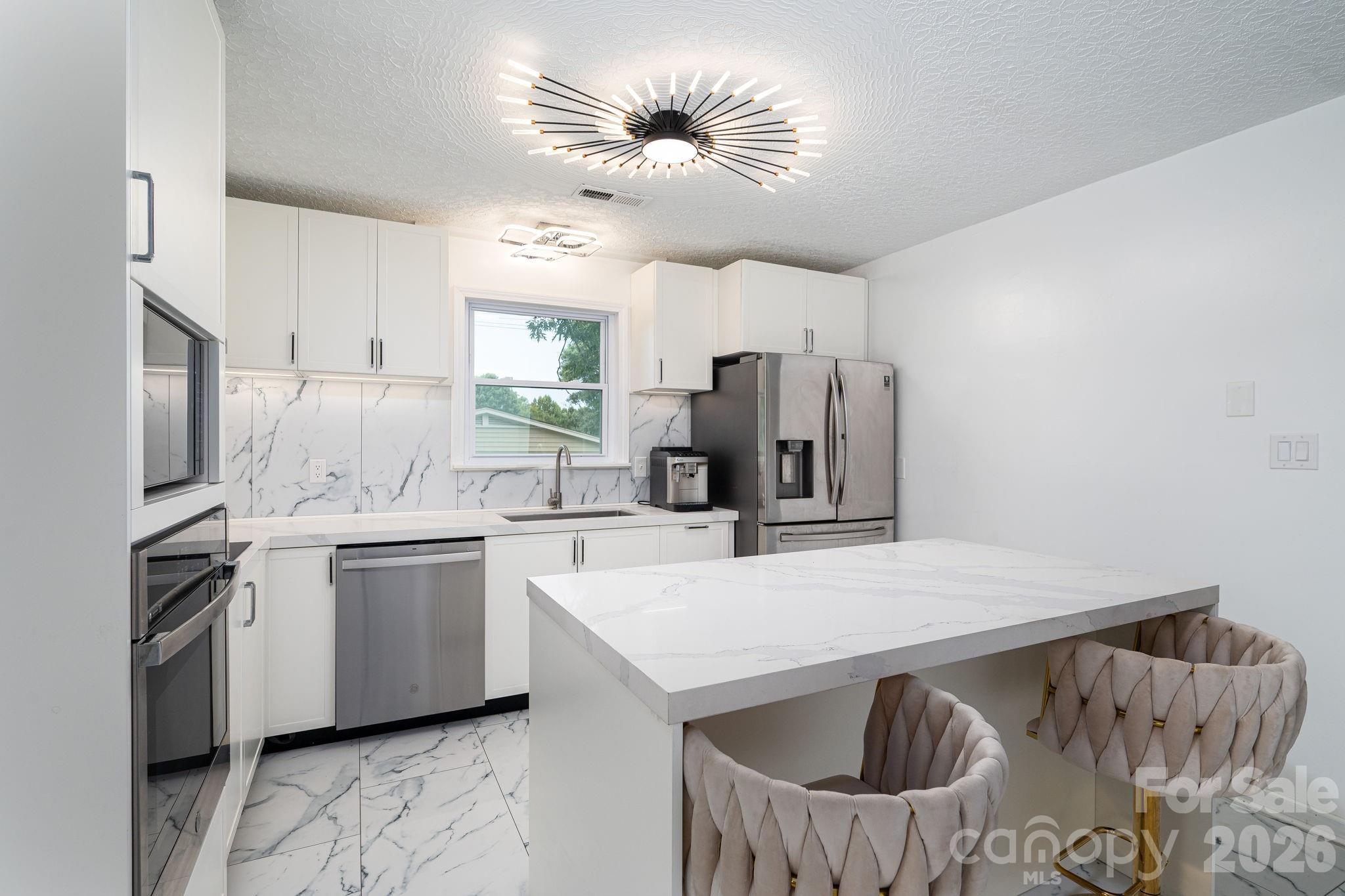Hill N Dale - Residential