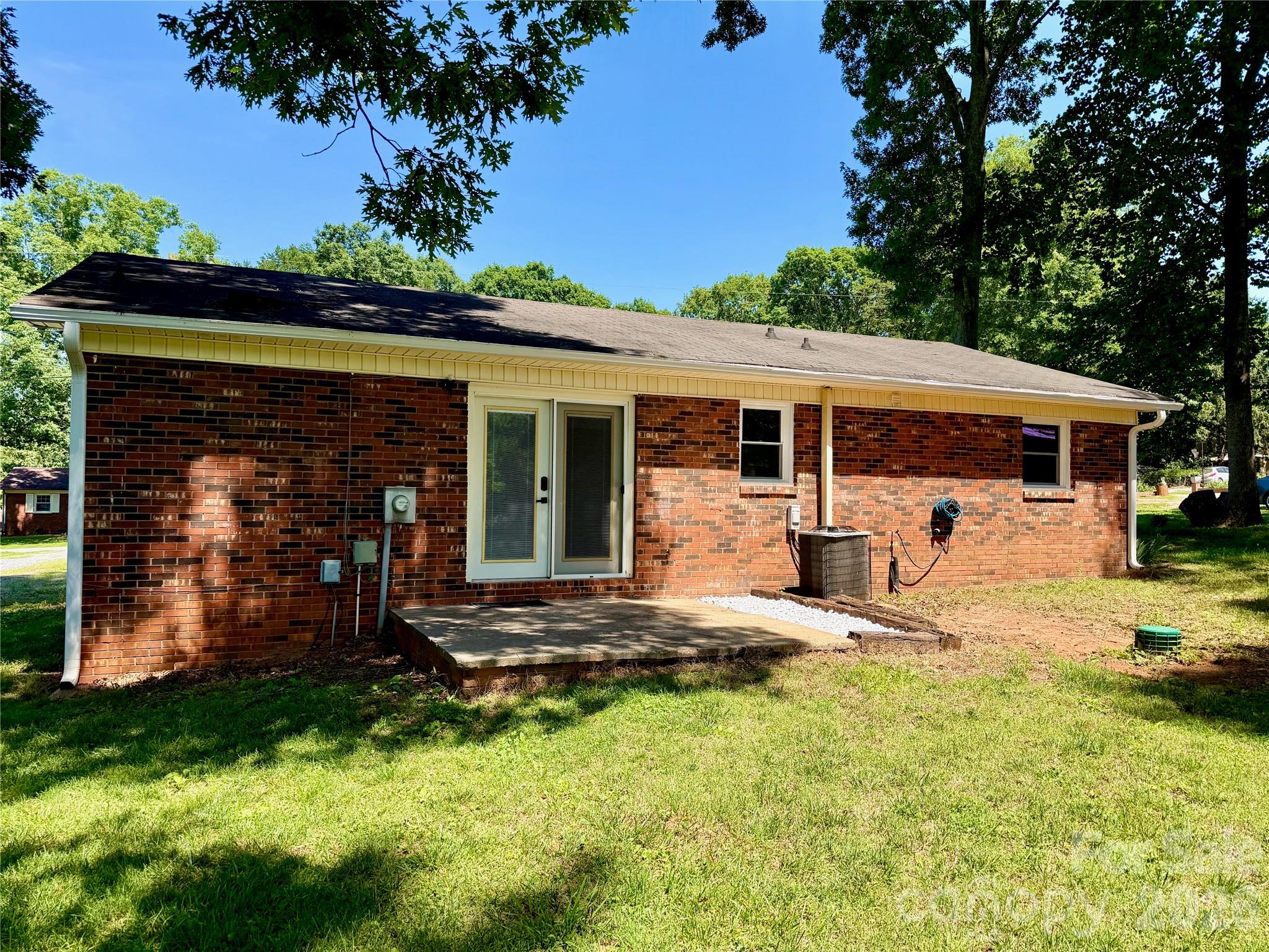 Hill N Dale - Residential