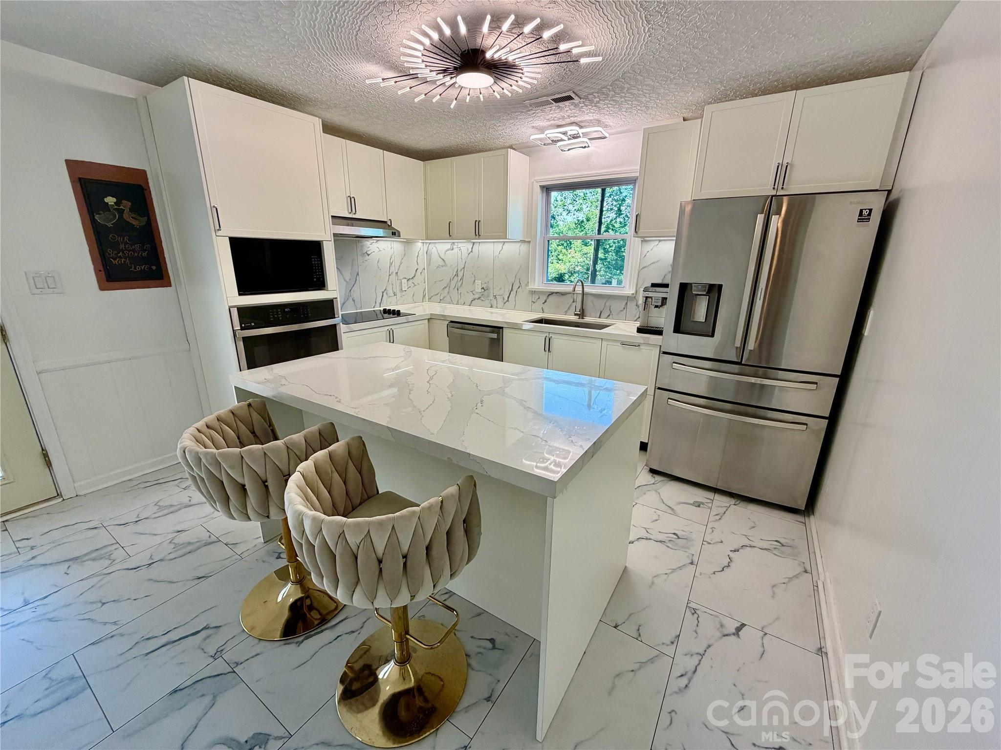 Hill N Dale - Residential