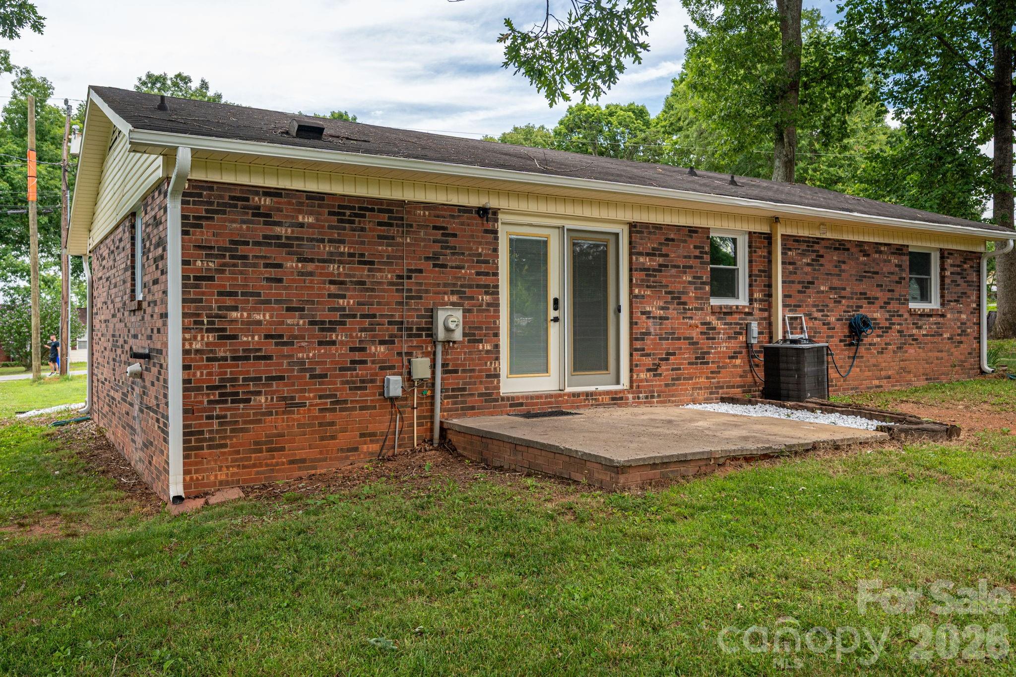Hill N Dale - Residential