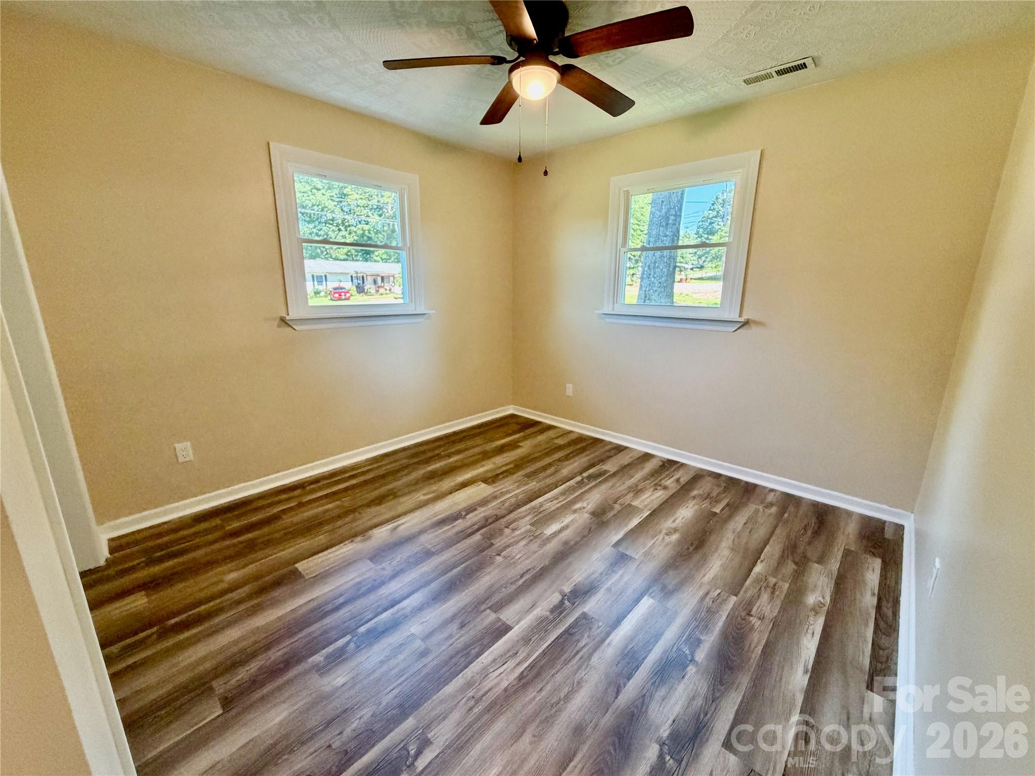 Hill N Dale - Residential