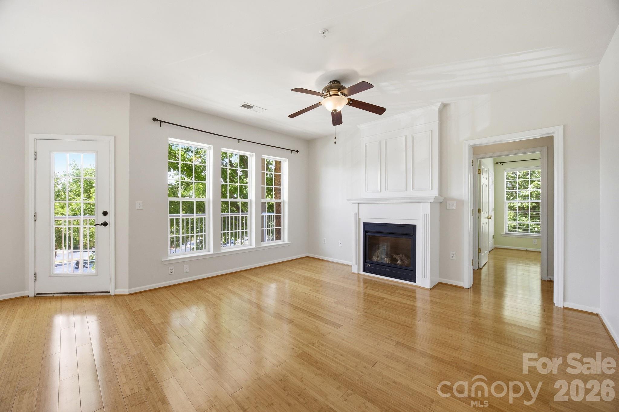 Belle Vista - Residential