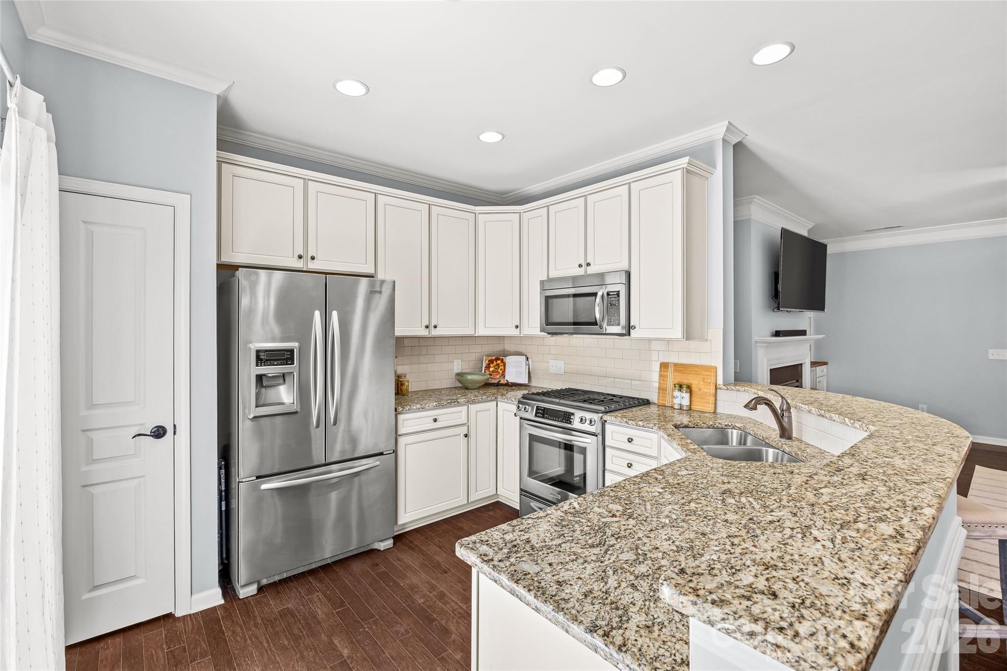 Park South Station - Residential