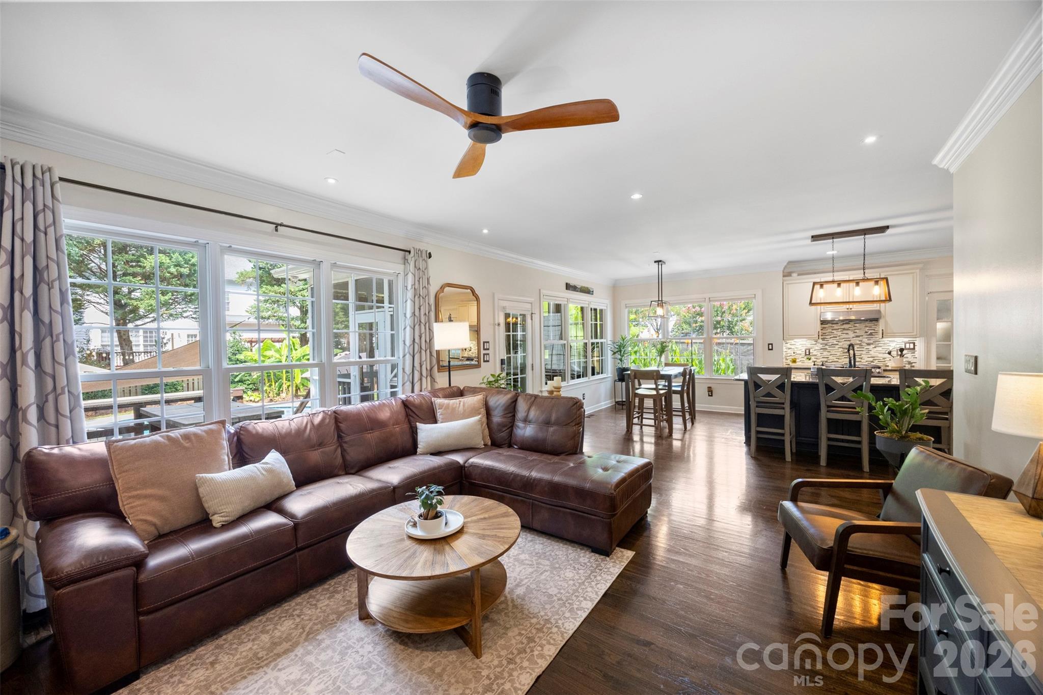 Lake Shore - Residential