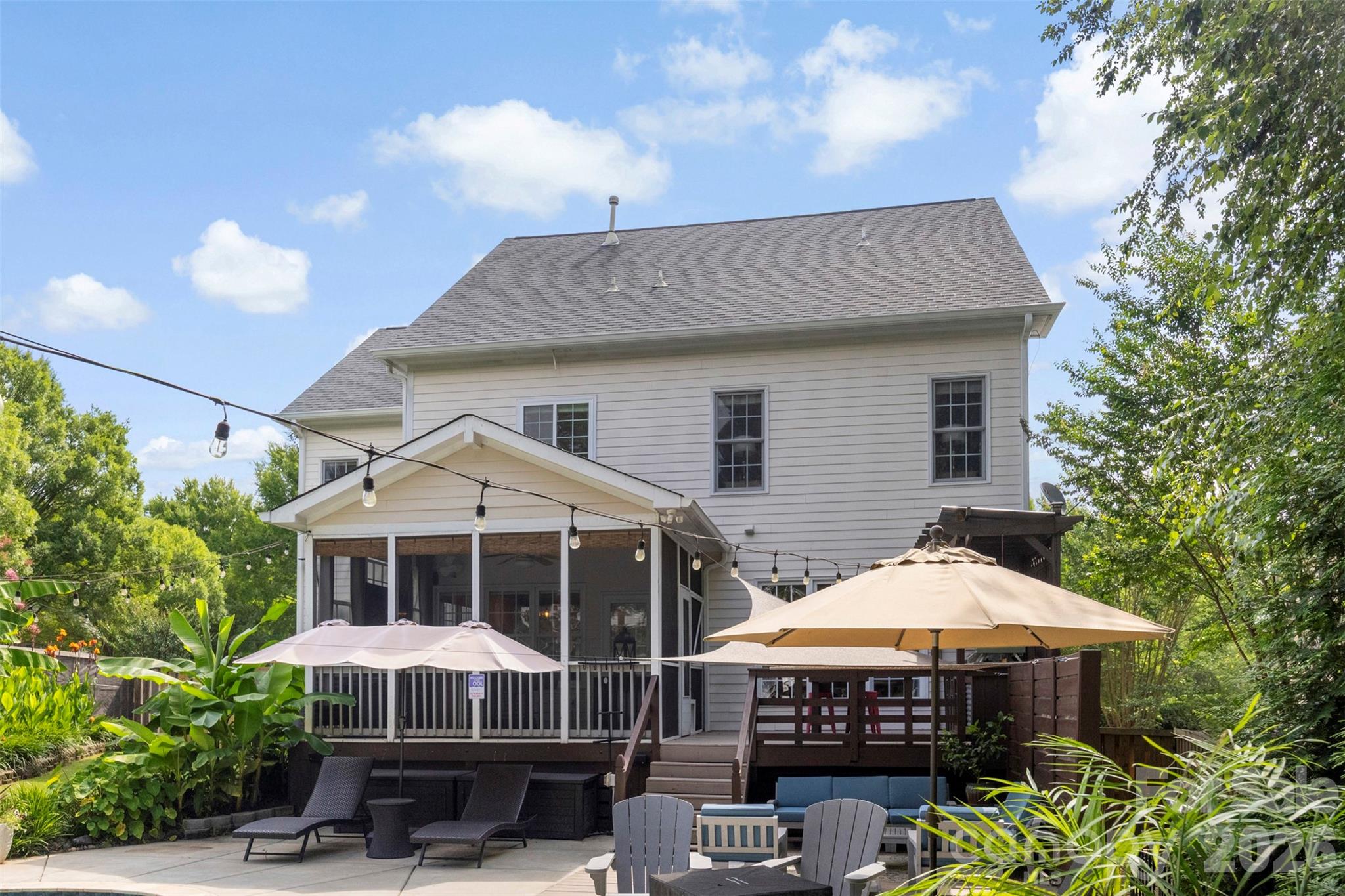 Lake Shore - Residential