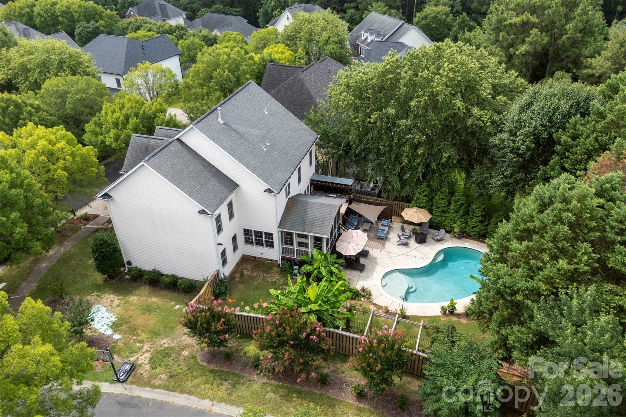 Lake Shore - Residential