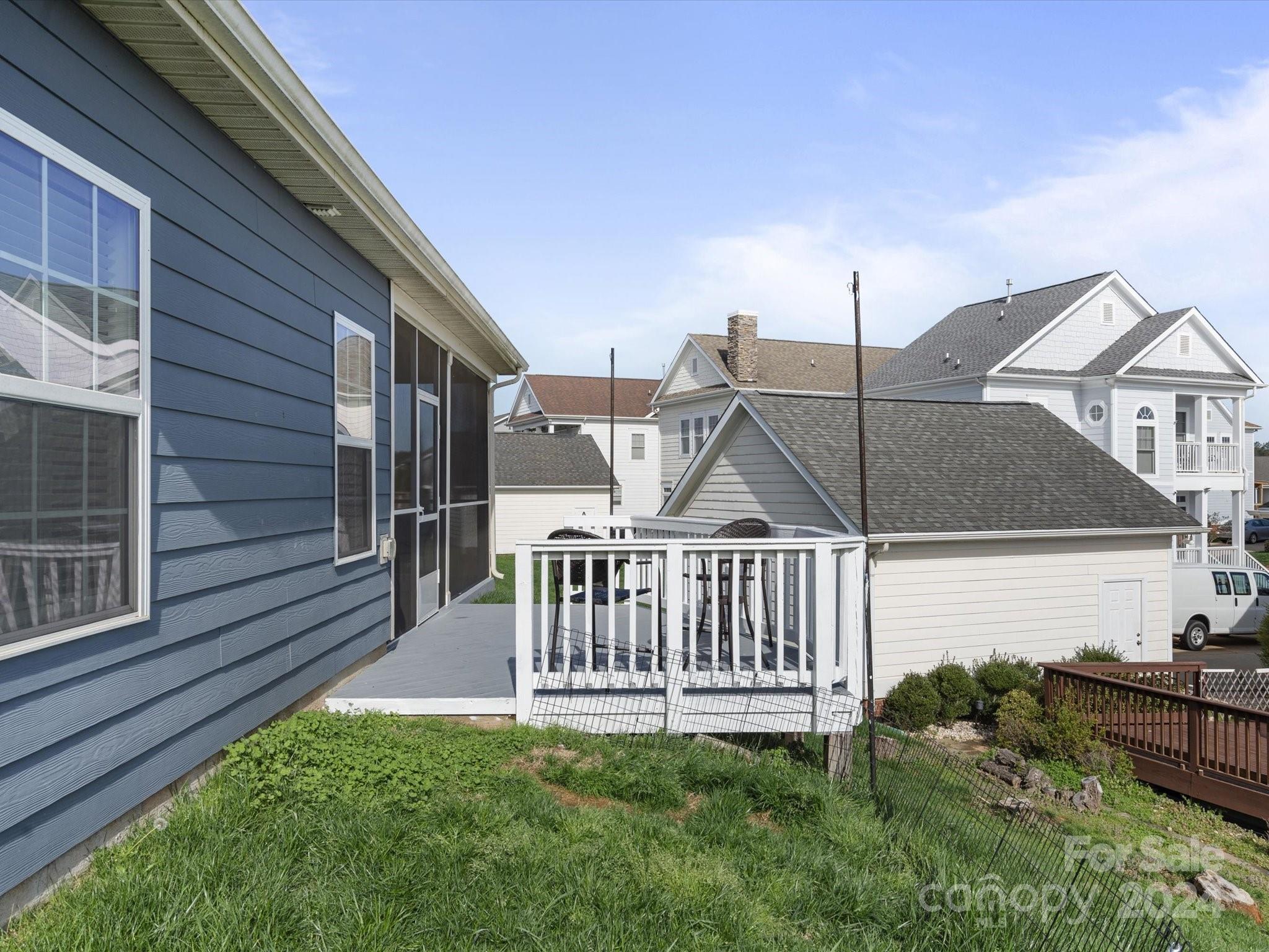 Edgewater - Residential