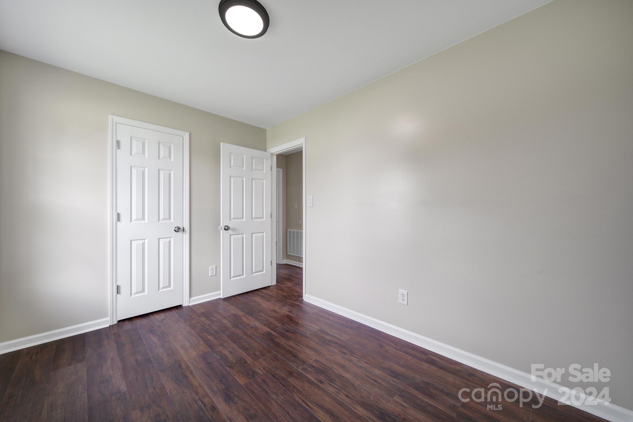 Wimbleton Woods - Residential