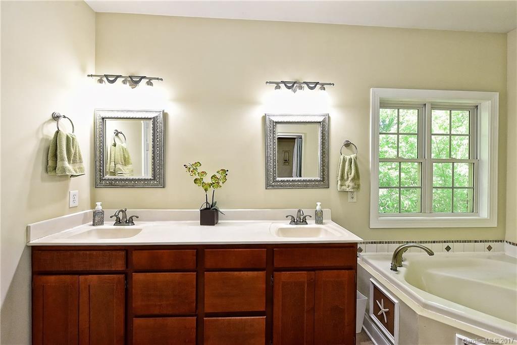 Mcmanus Meadows - Residential