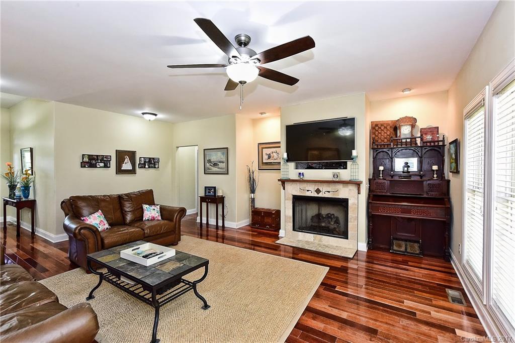 Mcmanus Meadows - Residential