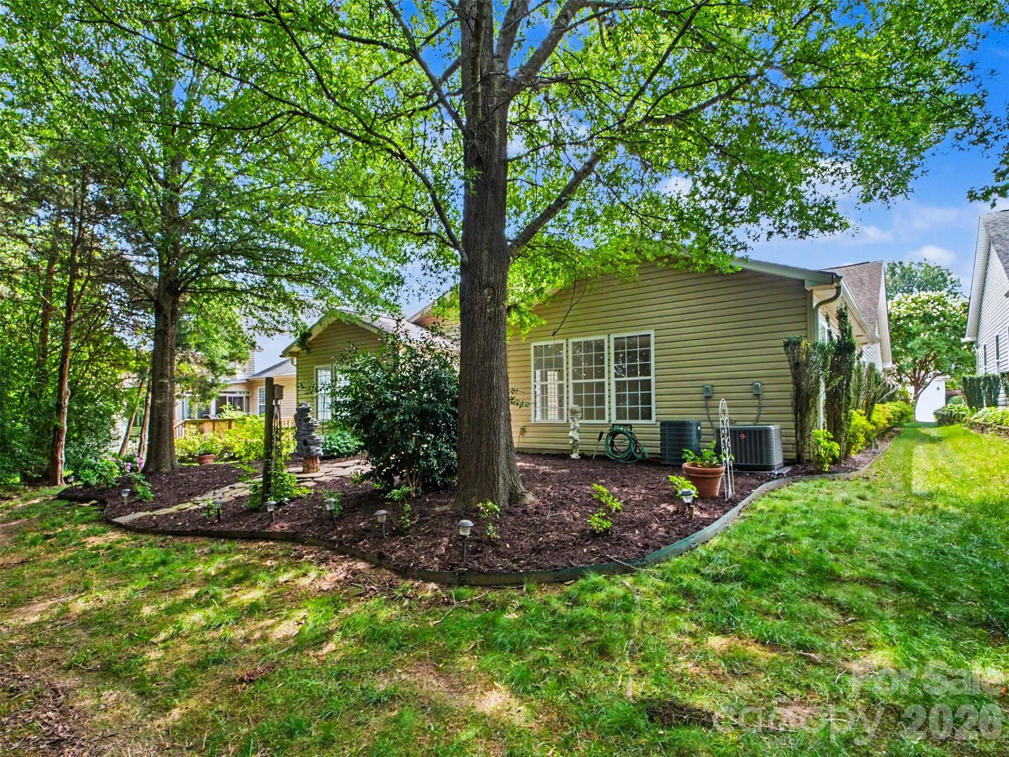 Four Seasons at Gold Hill - Residential