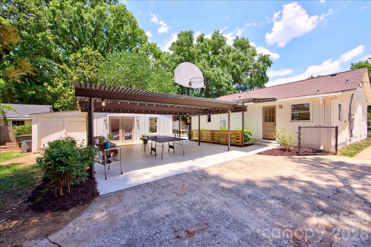 Country Club Heights - Residential
