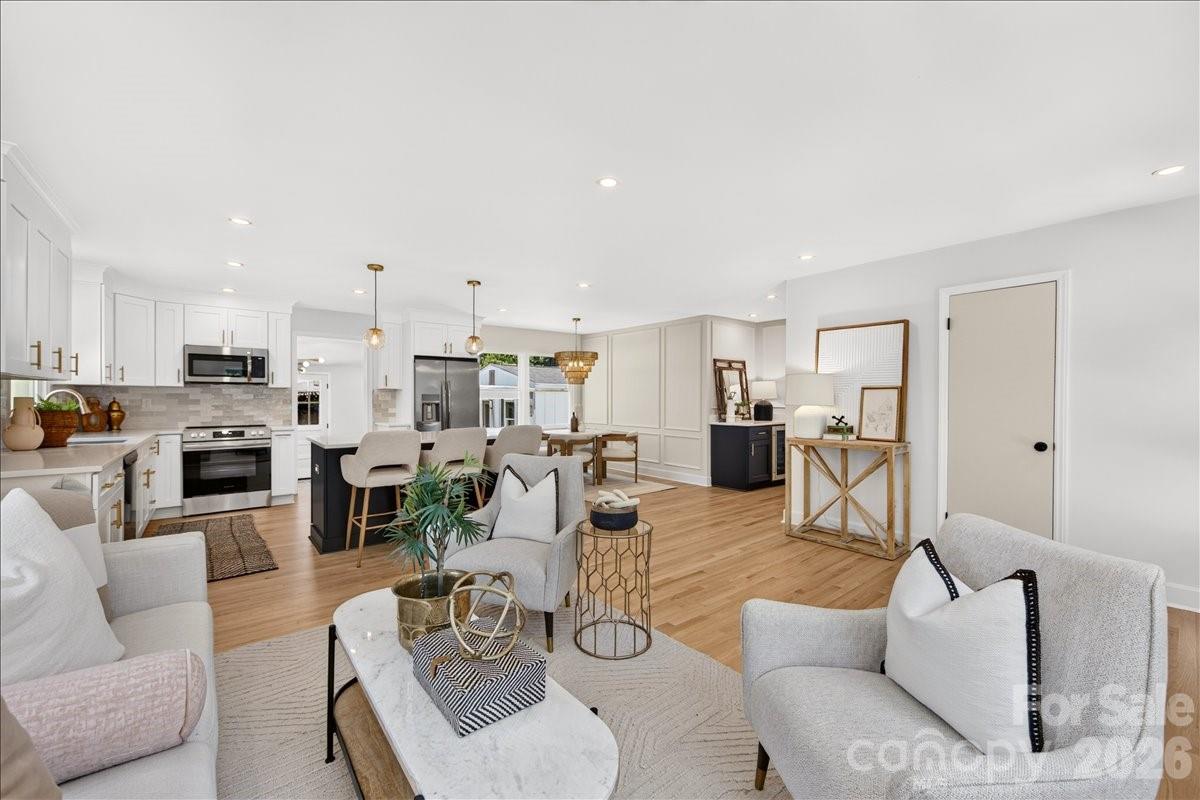 Country Club Heights - Residential