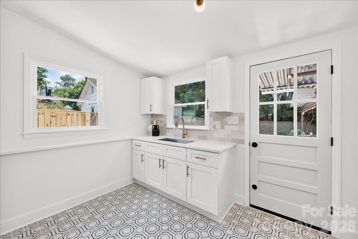 Country Club Heights - Residential