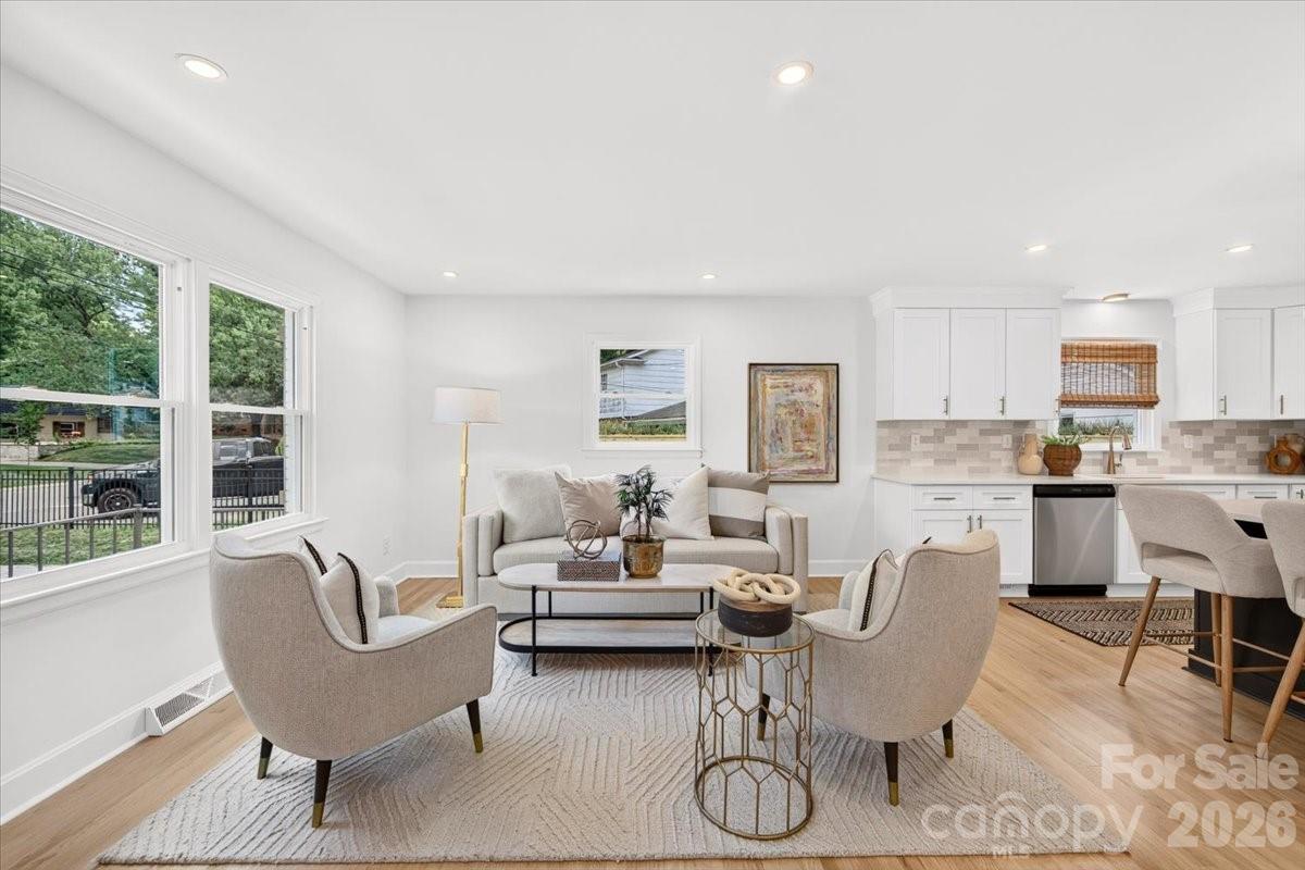 Country Club Heights - Residential