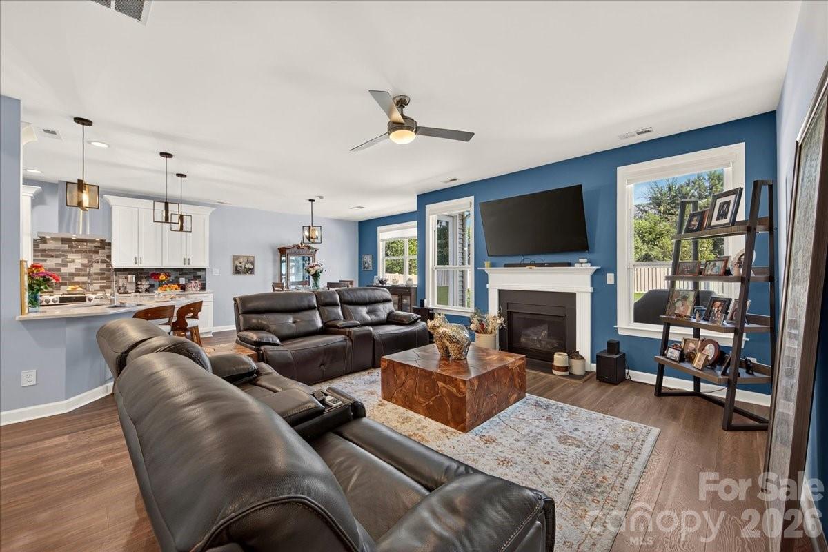 Kings Grove - Residential