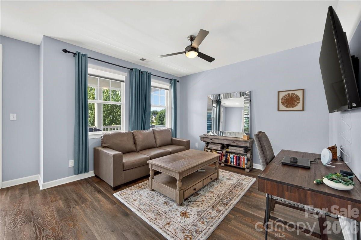 Kings Grove - Residential