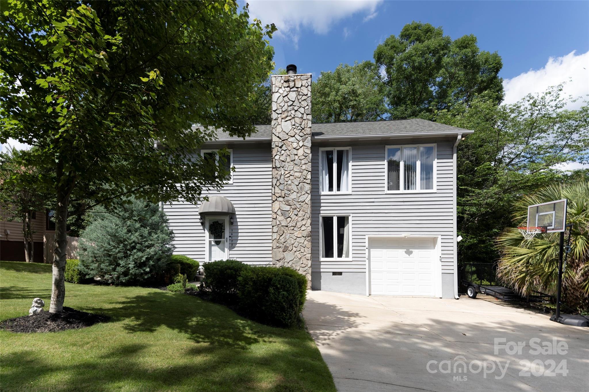 Tega Cay - Residential