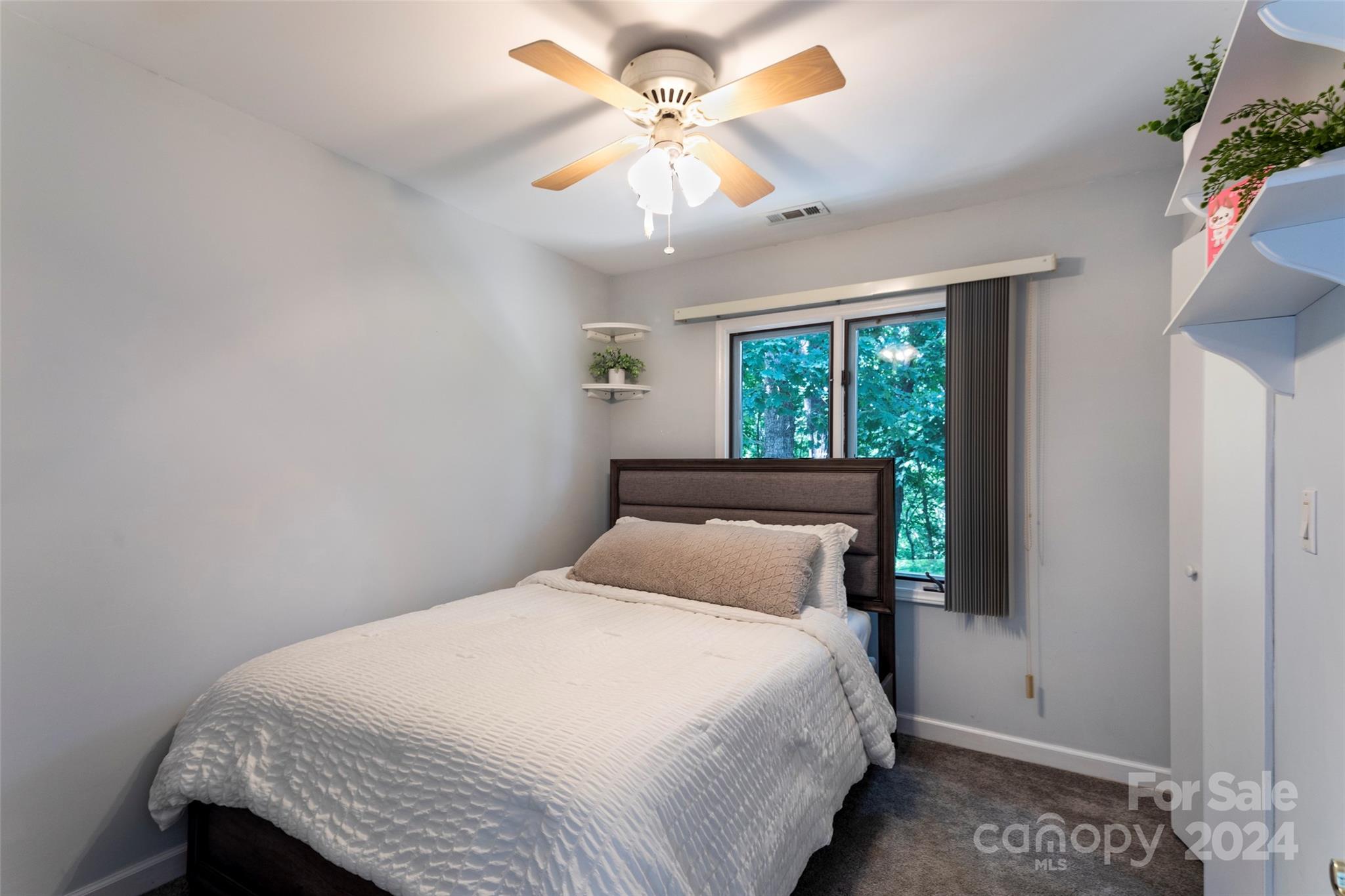 Tega Cay - Residential