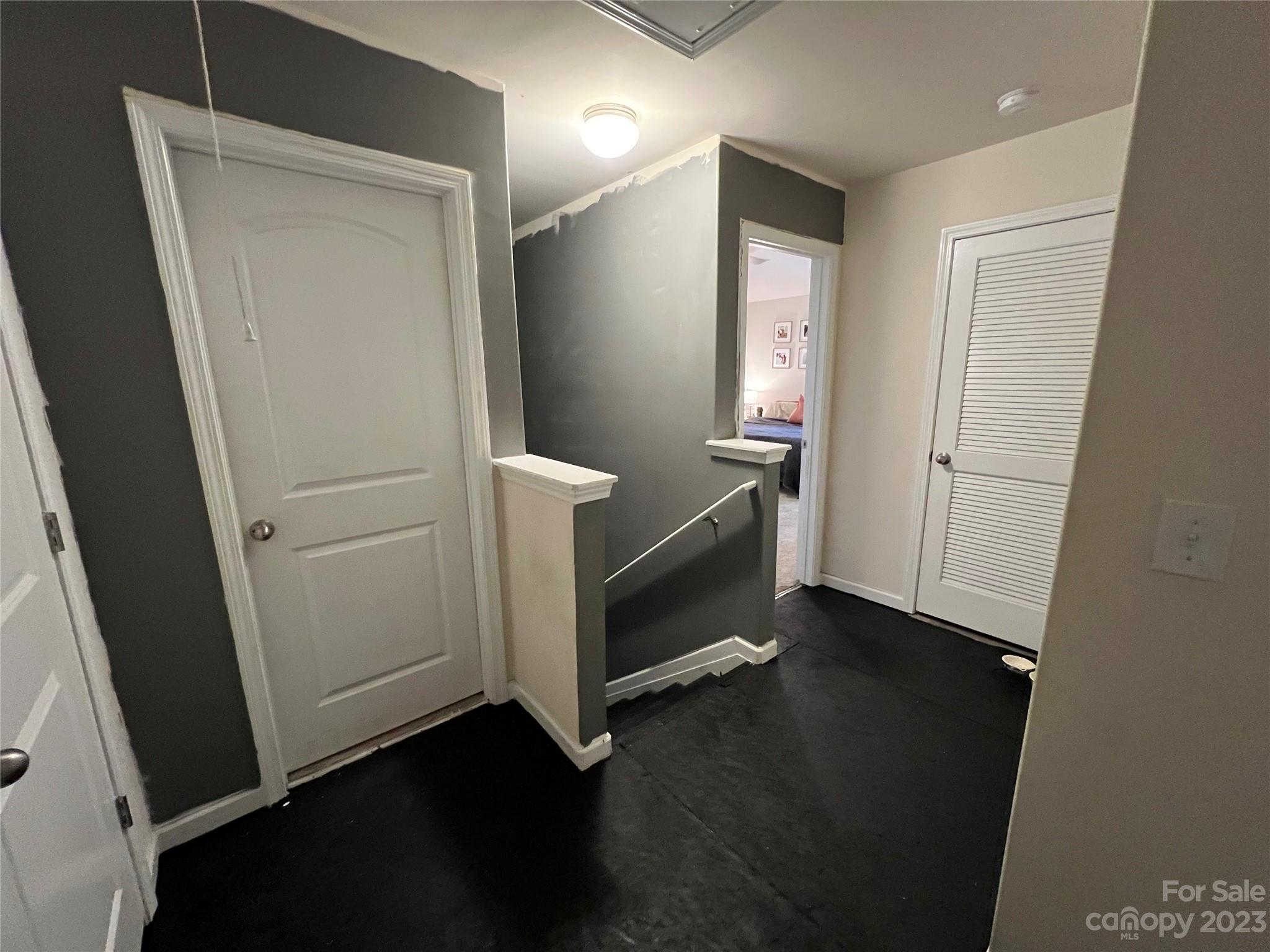 Kings Pointe - Residential