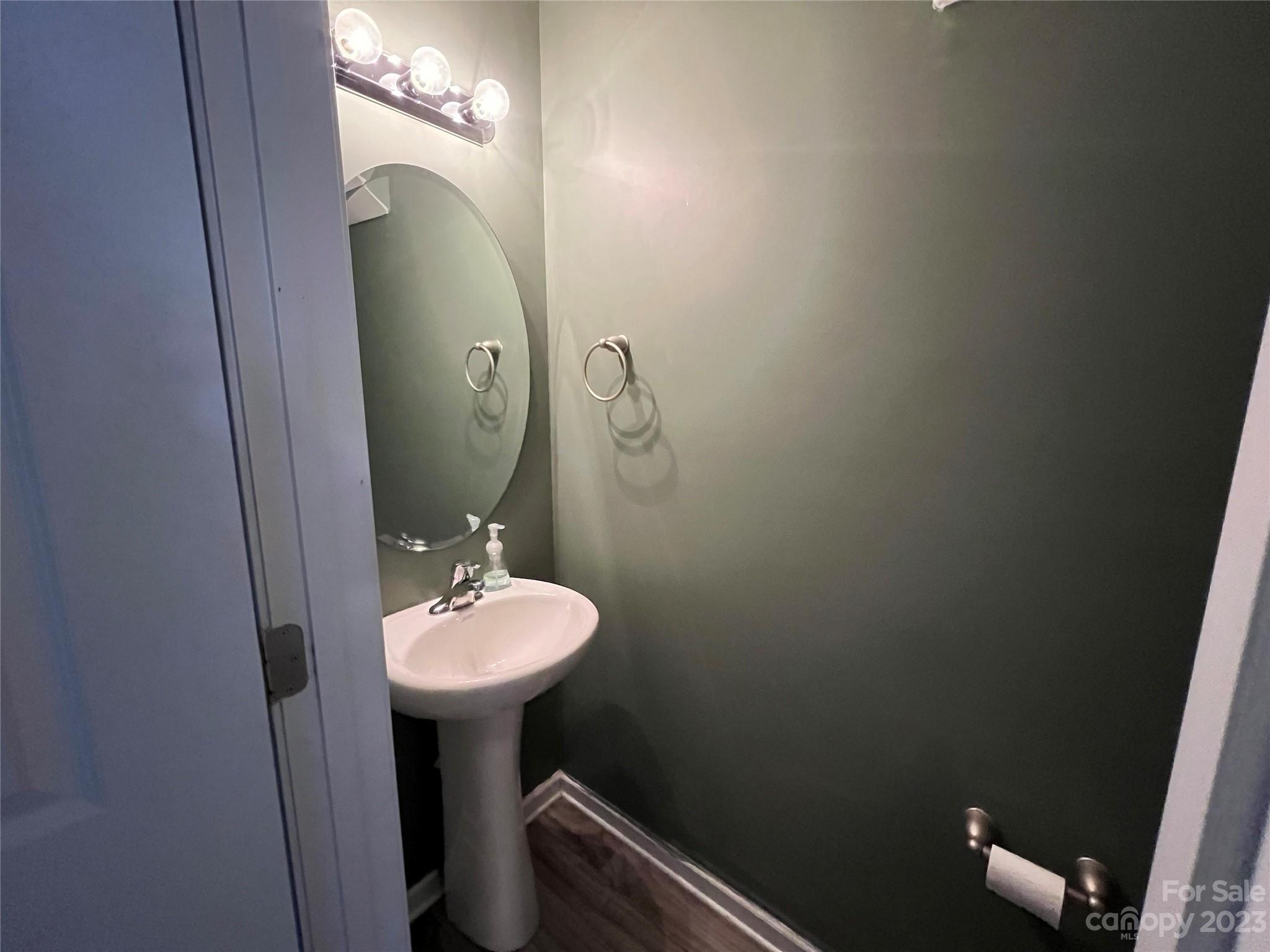 Kings Pointe - Residential