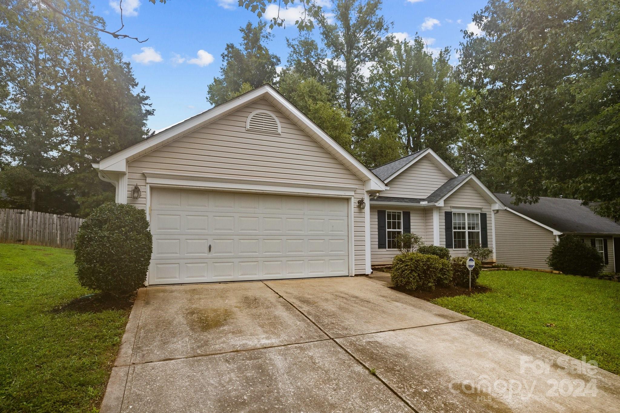 Longview Oaks - Residential