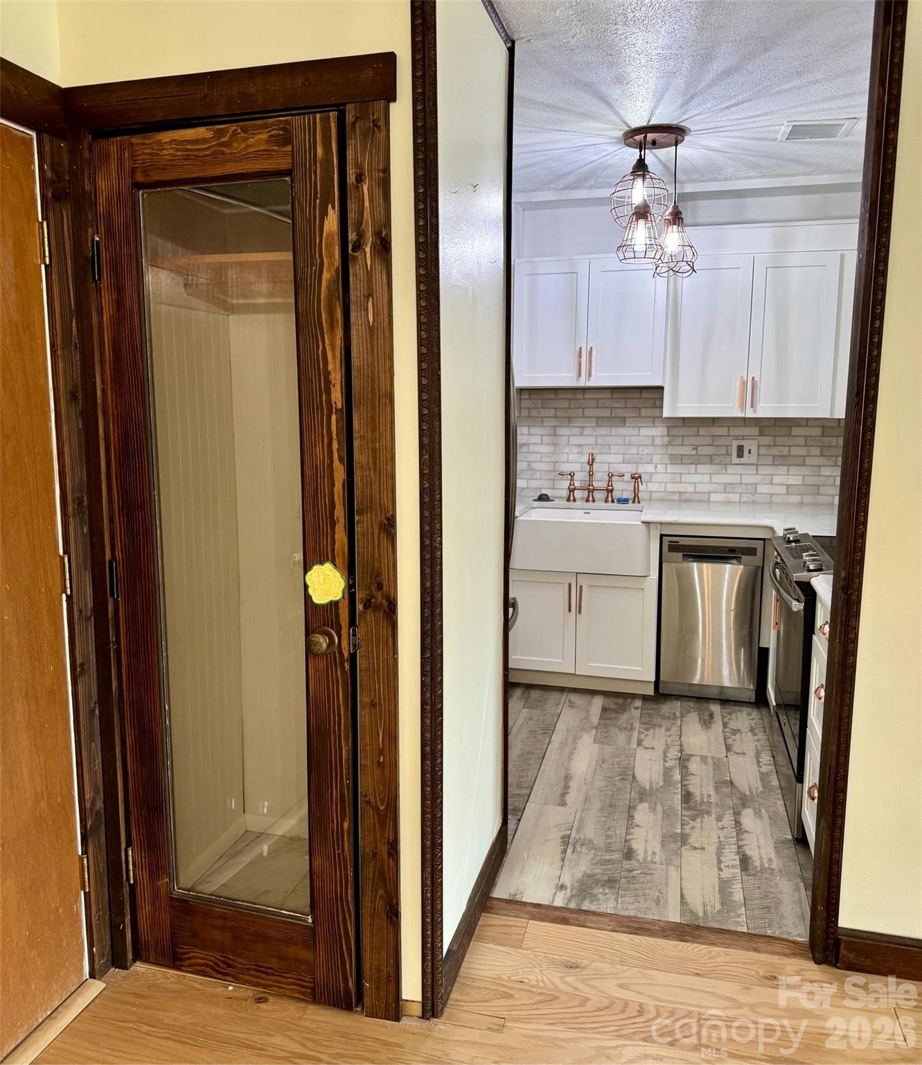 Holly Crest - Residential