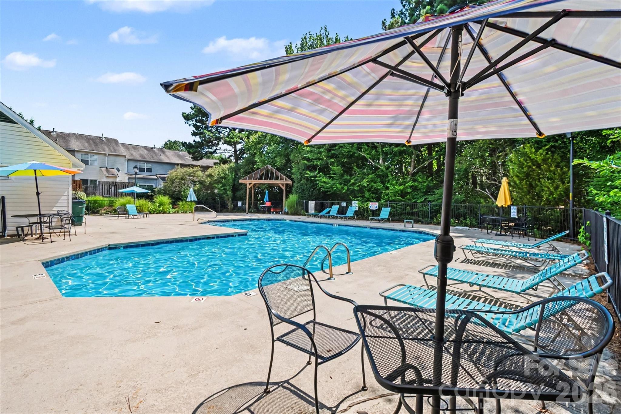 Maplecrest - Residential
