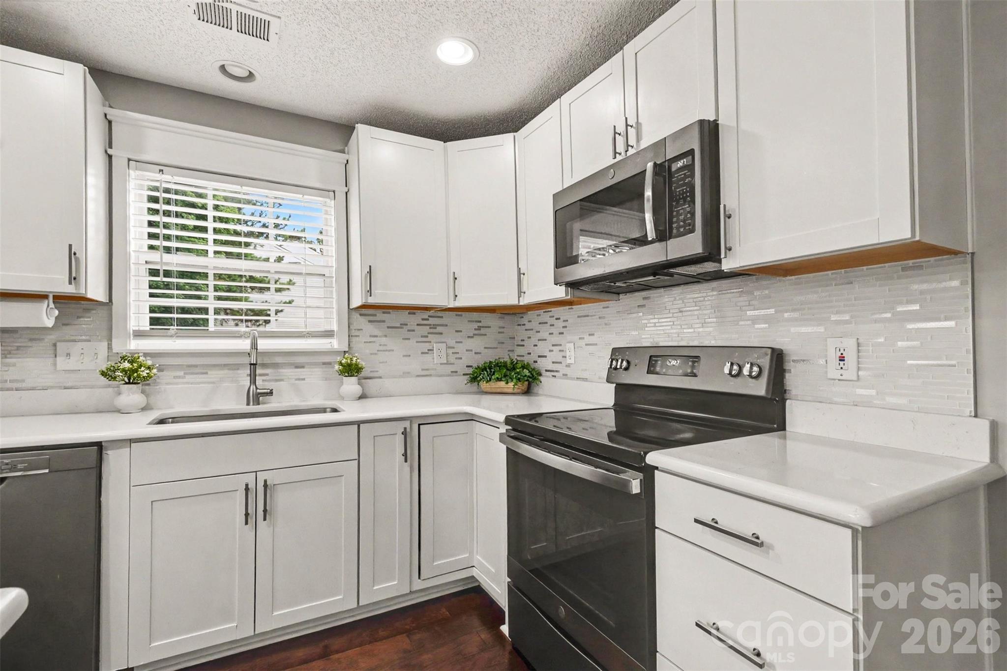 Maplecrest - Residential