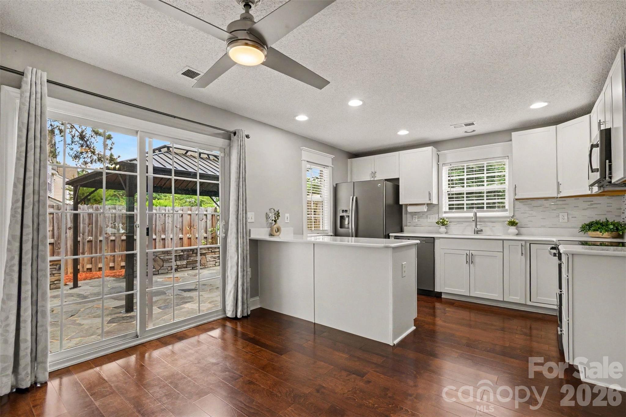 Maplecrest - Residential