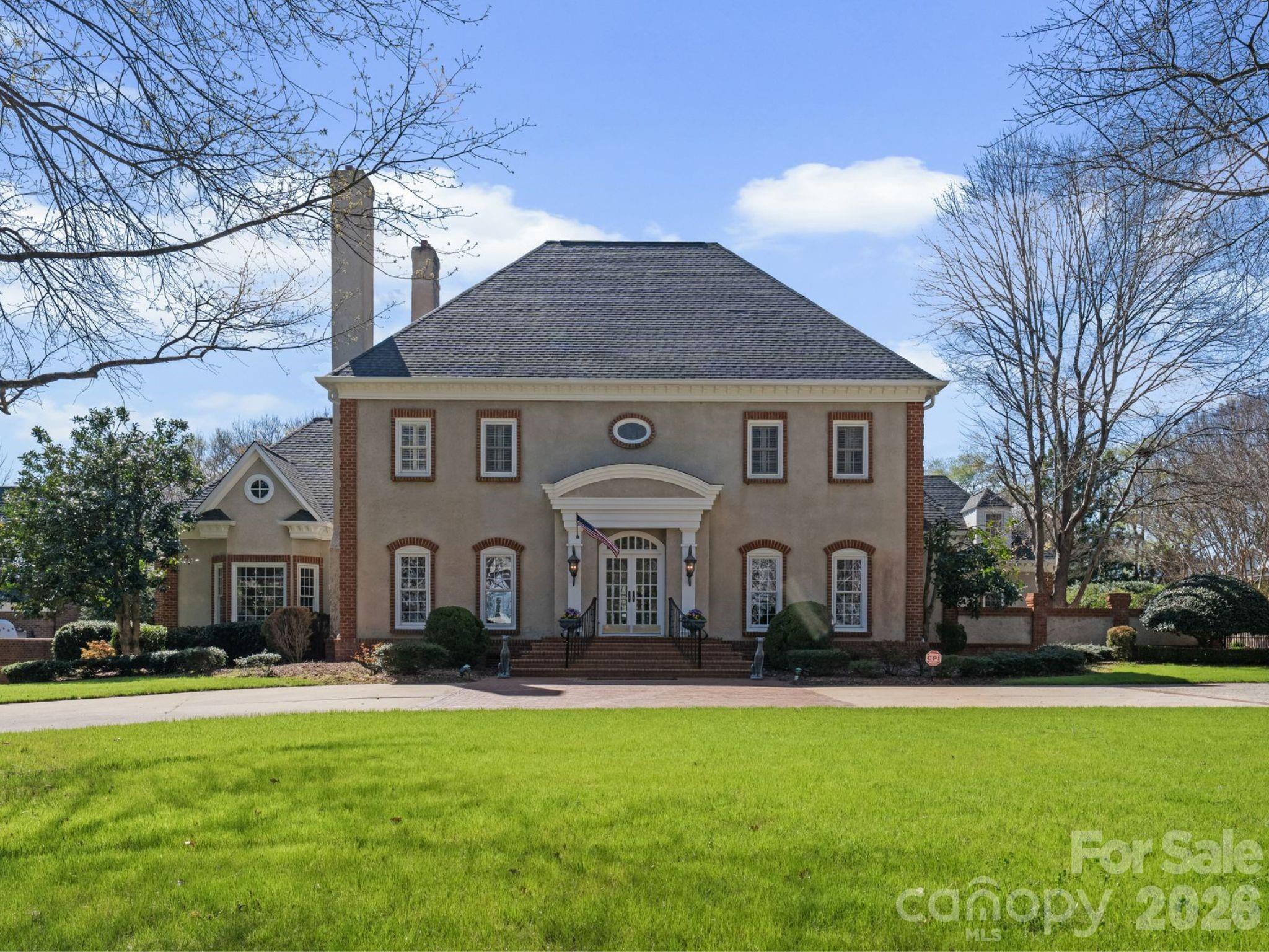 Seven Eagles - Residential