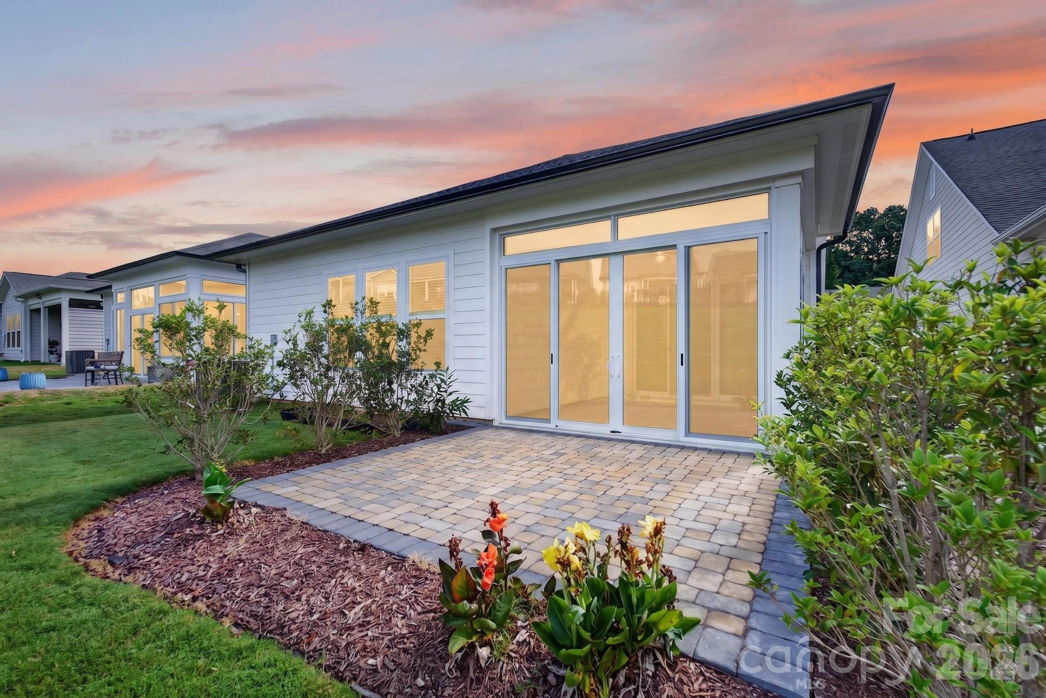 Encore at Streamside - Residential