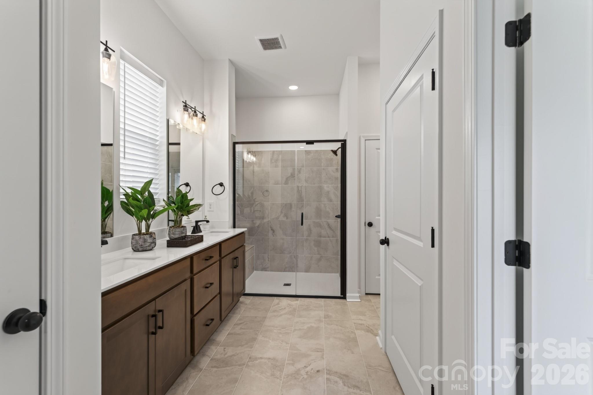 Encore at Streamside - Residential