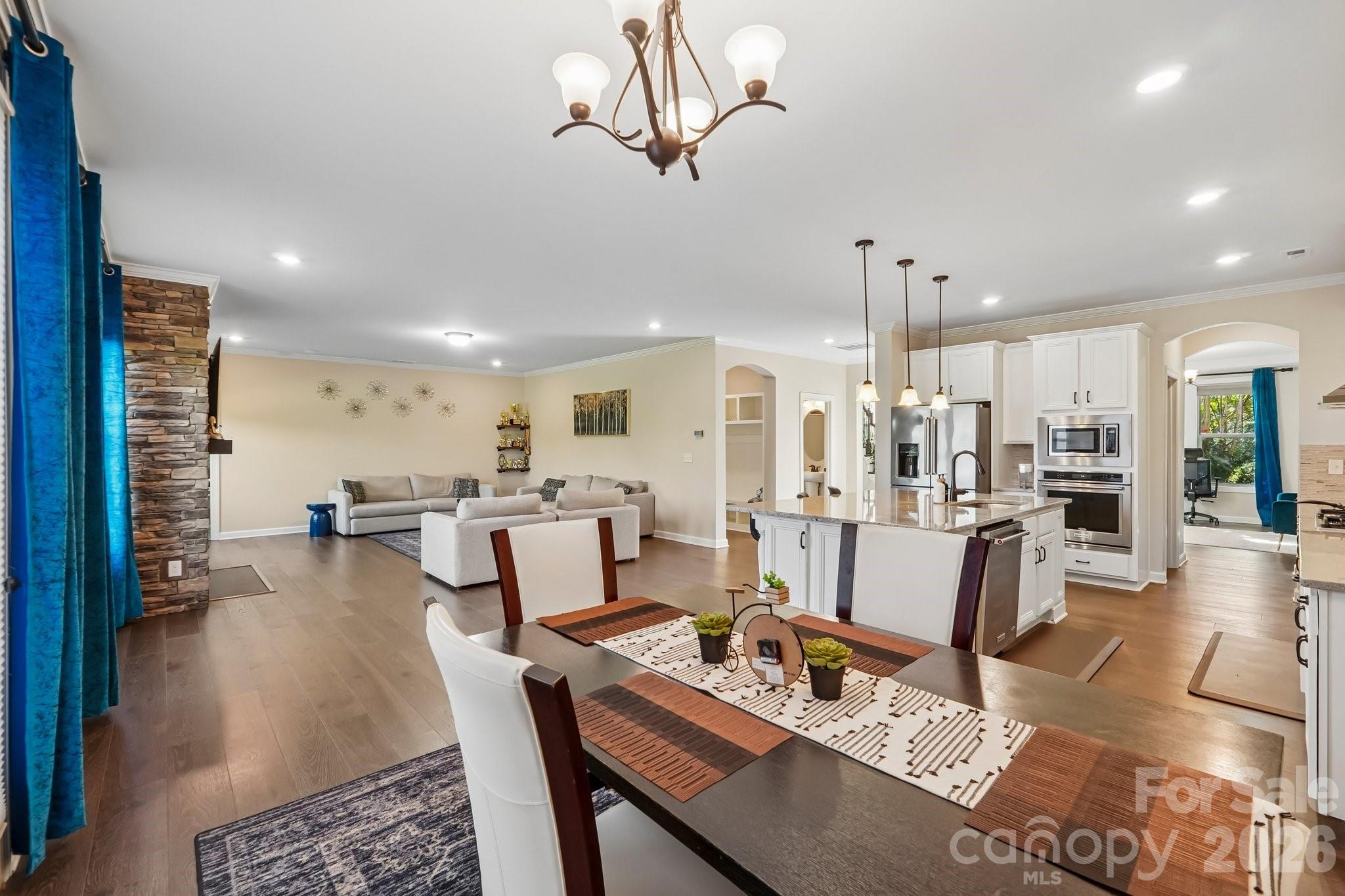 Churchill Farms - Residential