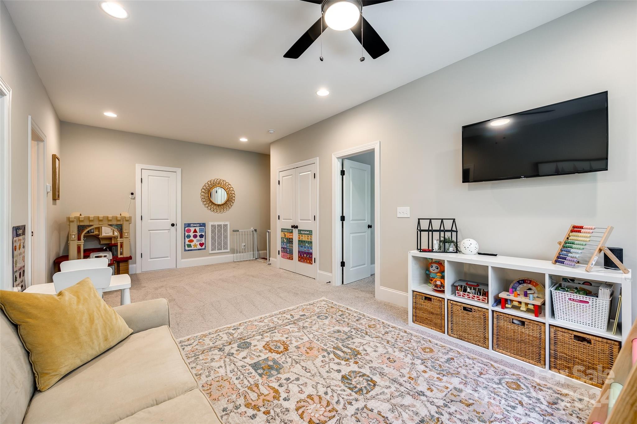 Handsmill on Lake Wylie - Residential