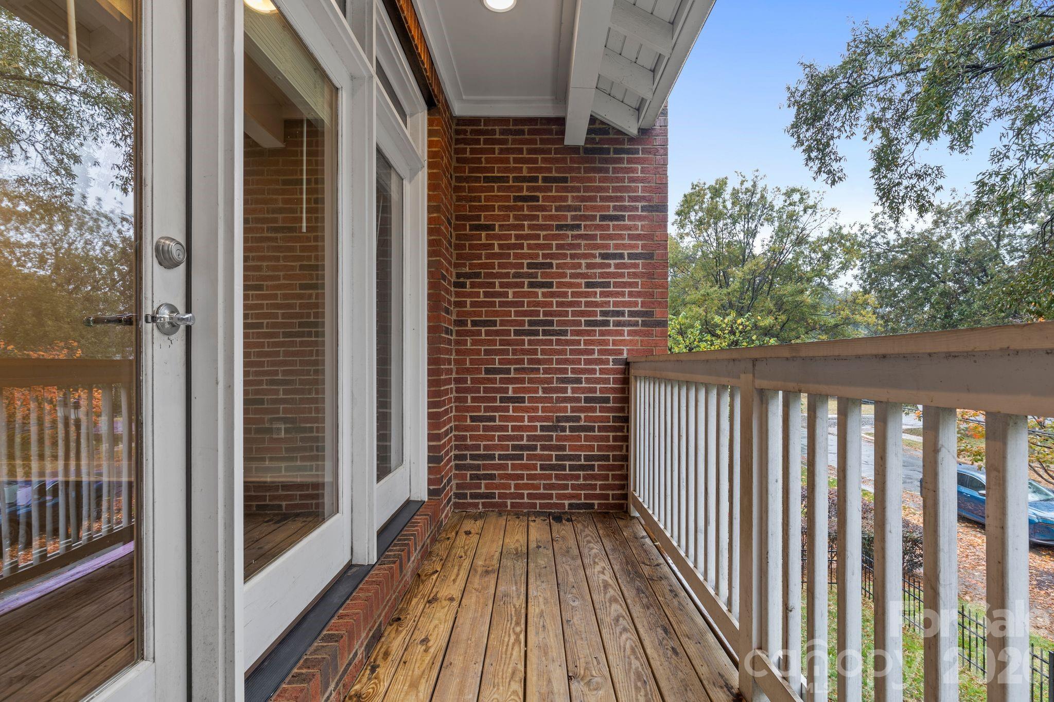 Wesley Heights - Residential