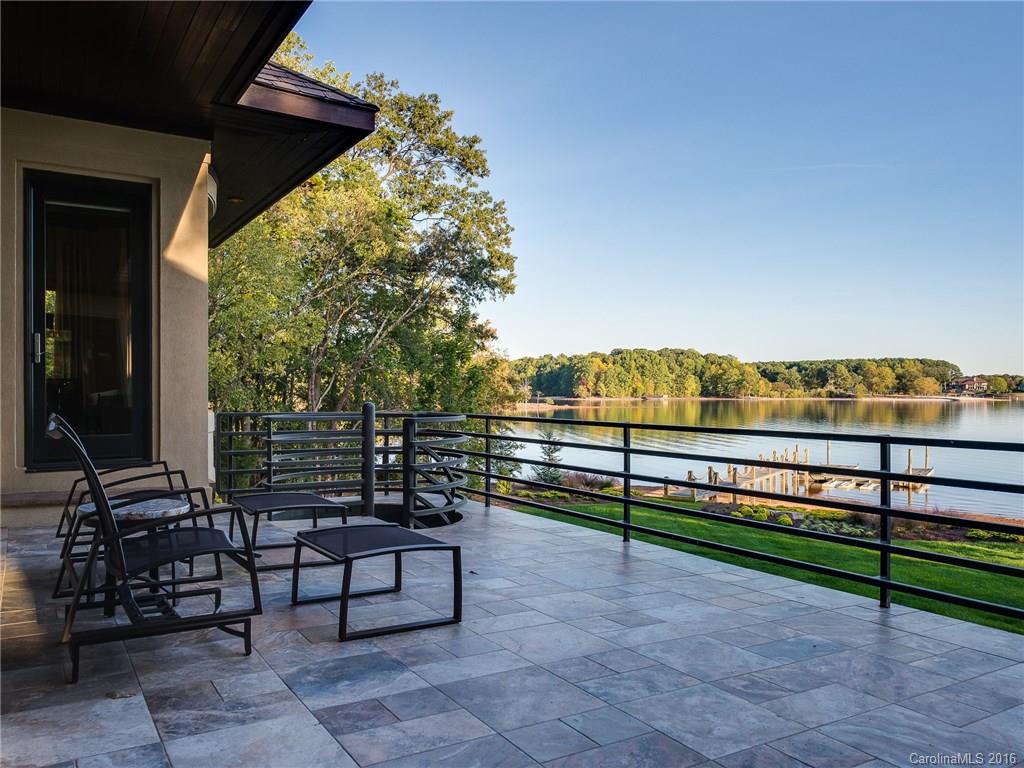 The Peninsula - Residential