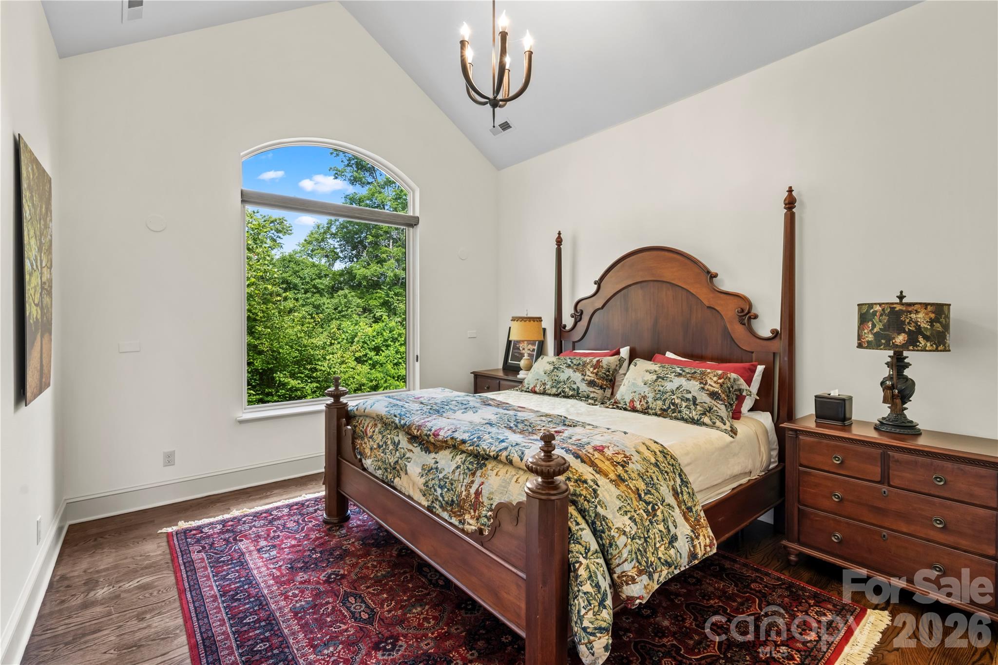 Crest Mountain - Residential