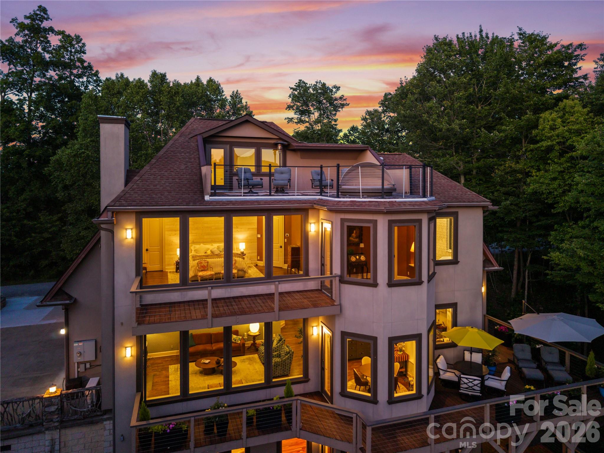 Crest Mountain - Residential