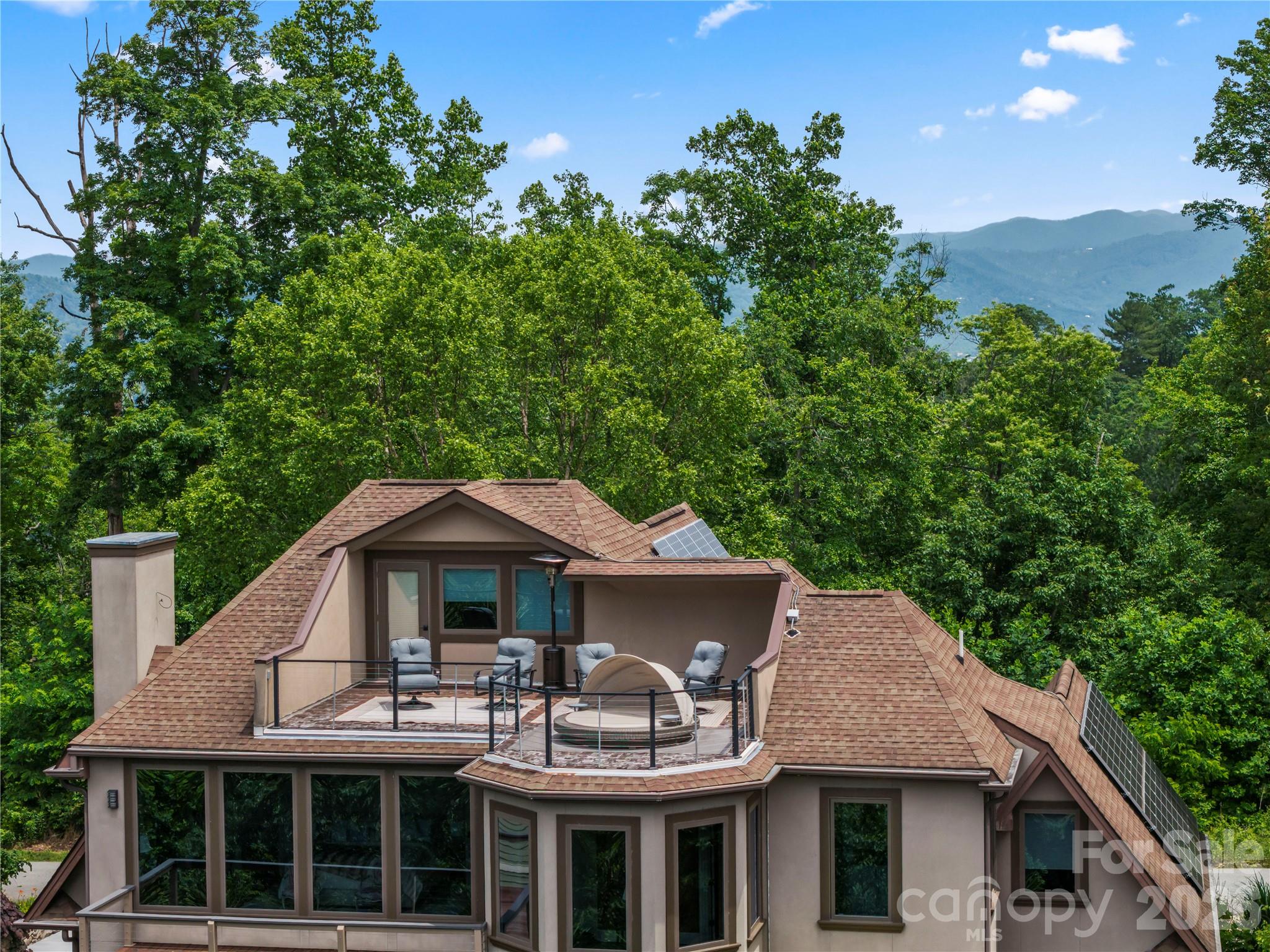 Crest Mountain - Residential