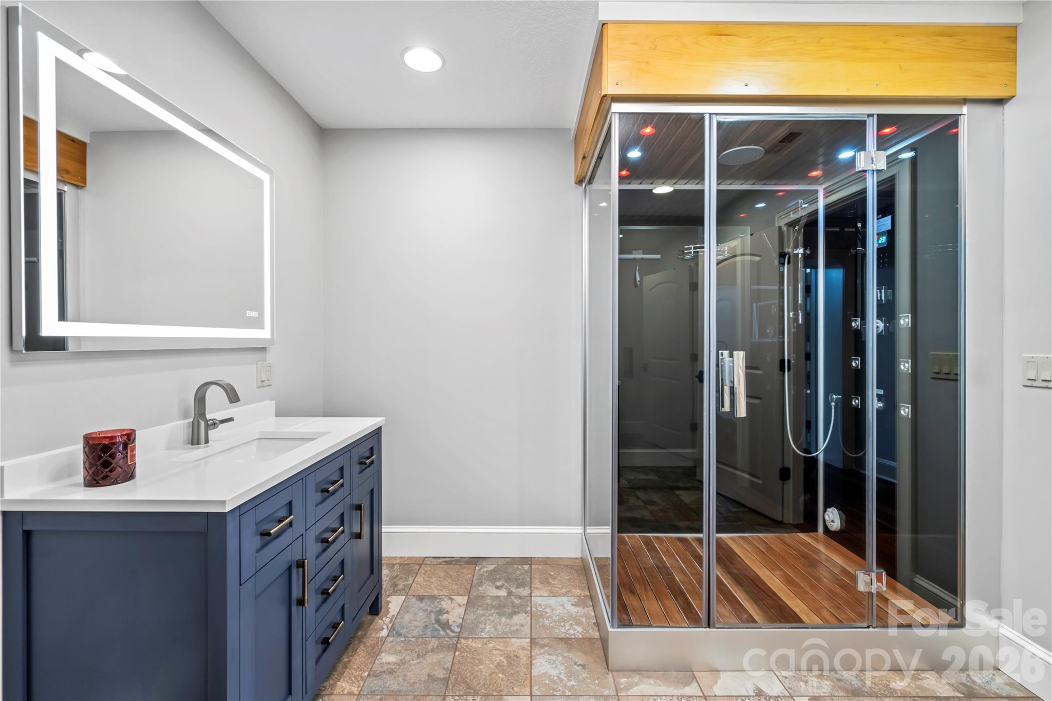Crest Mountain - Residential