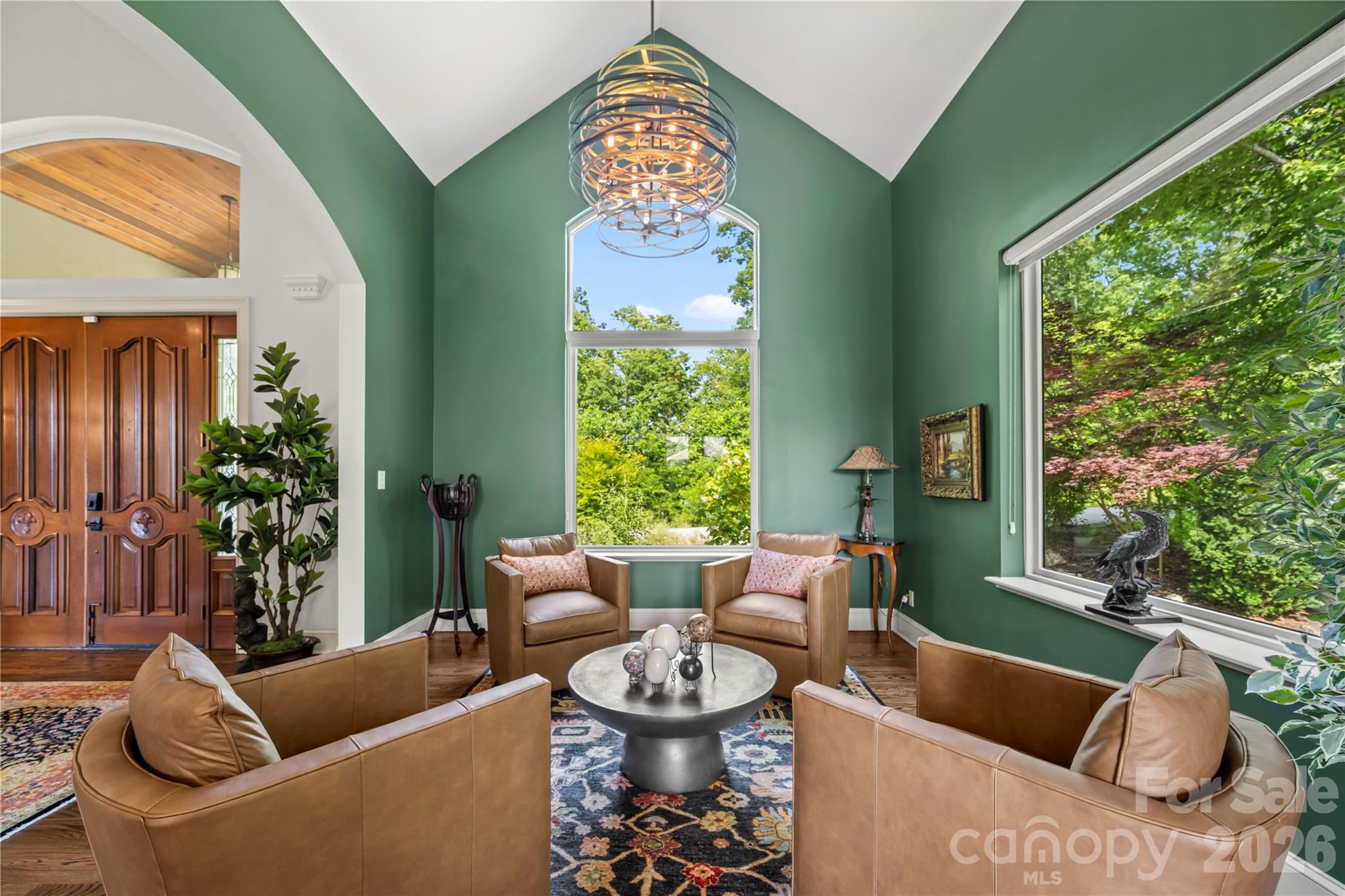 Crest Mountain - Residential