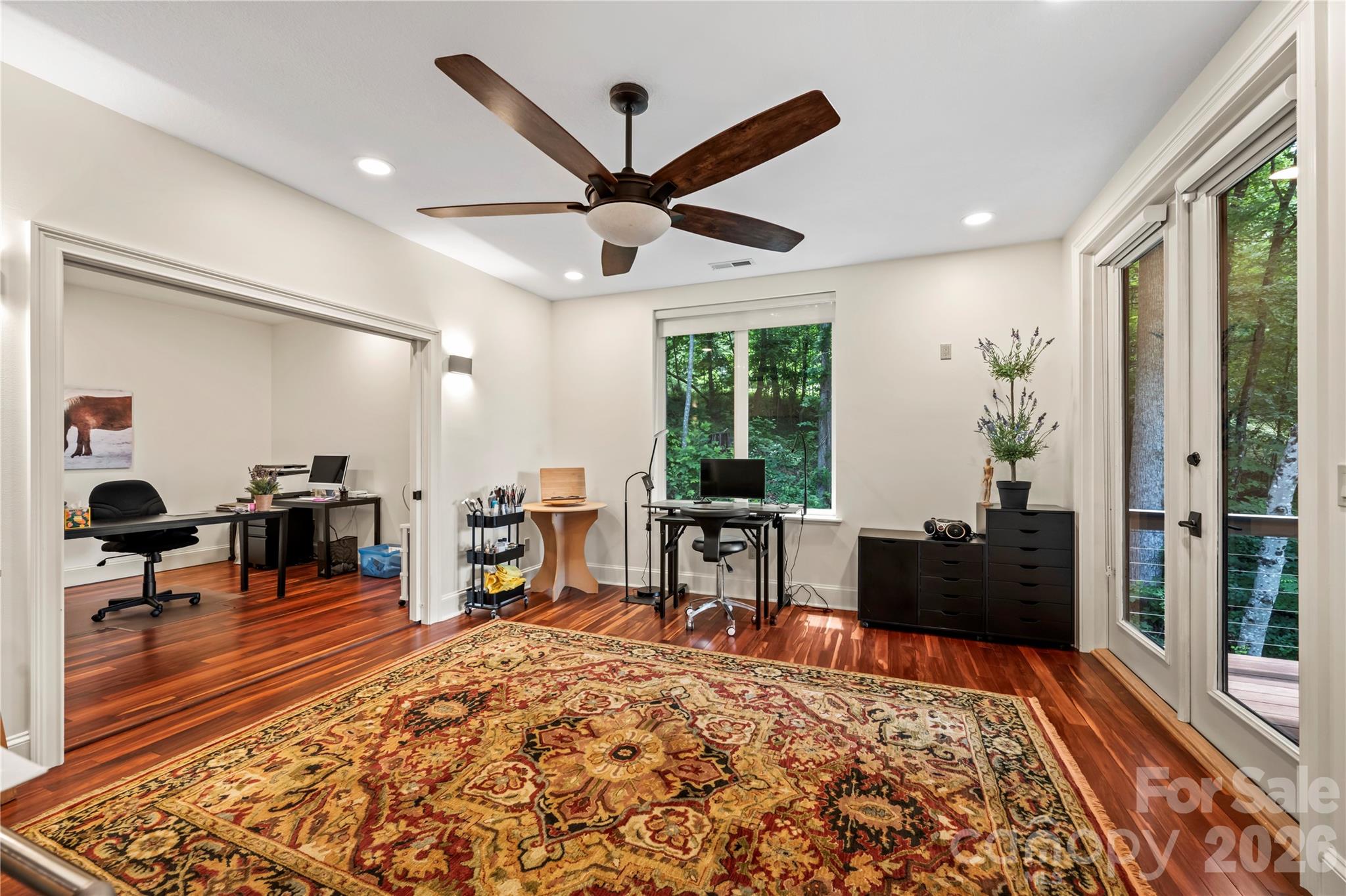 Crest Mountain - Residential