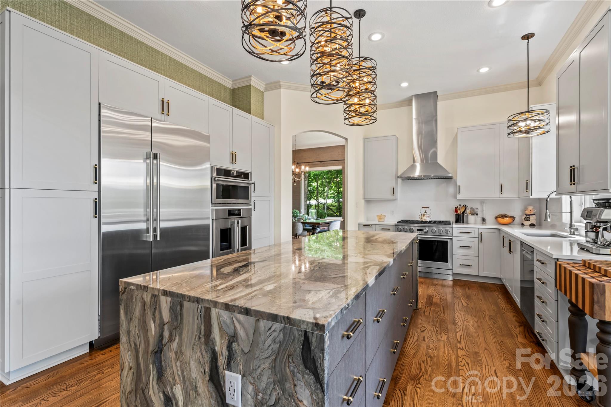Crest Mountain - Residential
