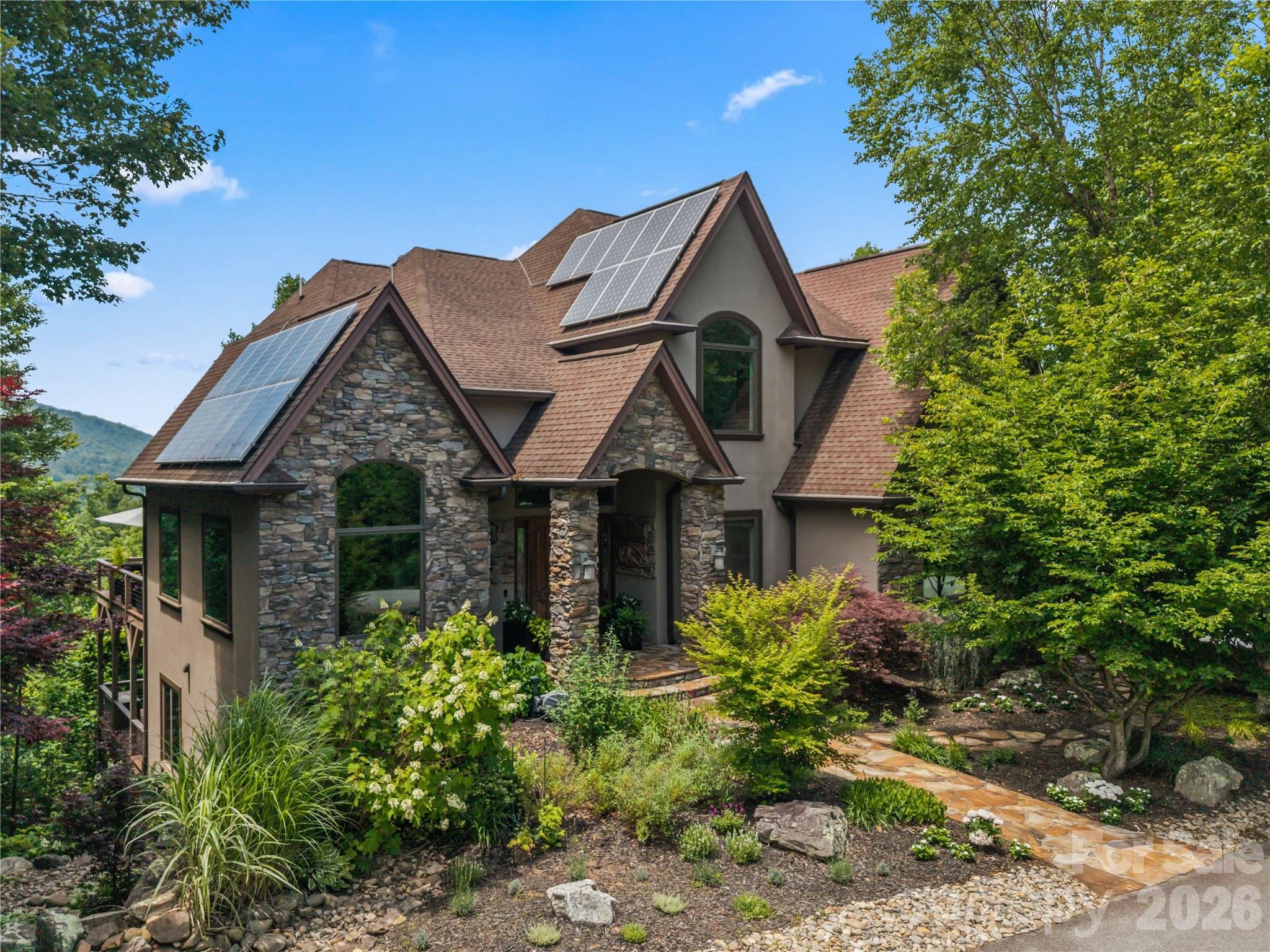 Crest Mountain - Residential