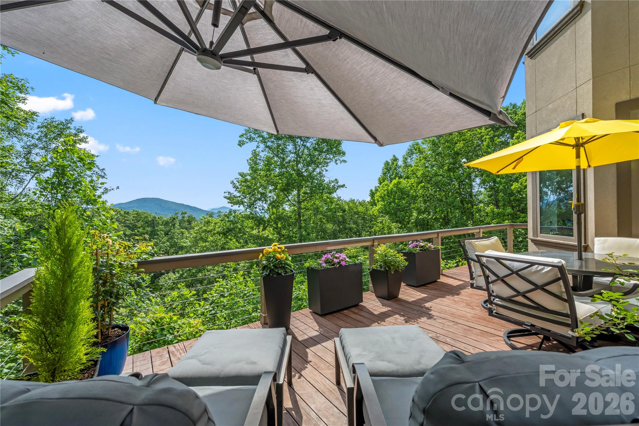 Crest Mountain - Residential