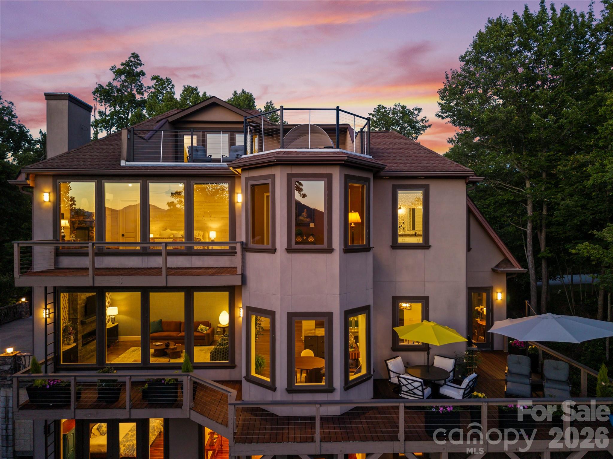 Crest Mountain - Residential