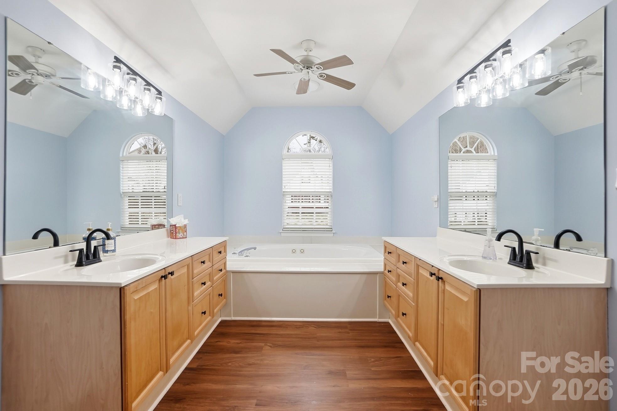 Mt Isle Harbor - Residential