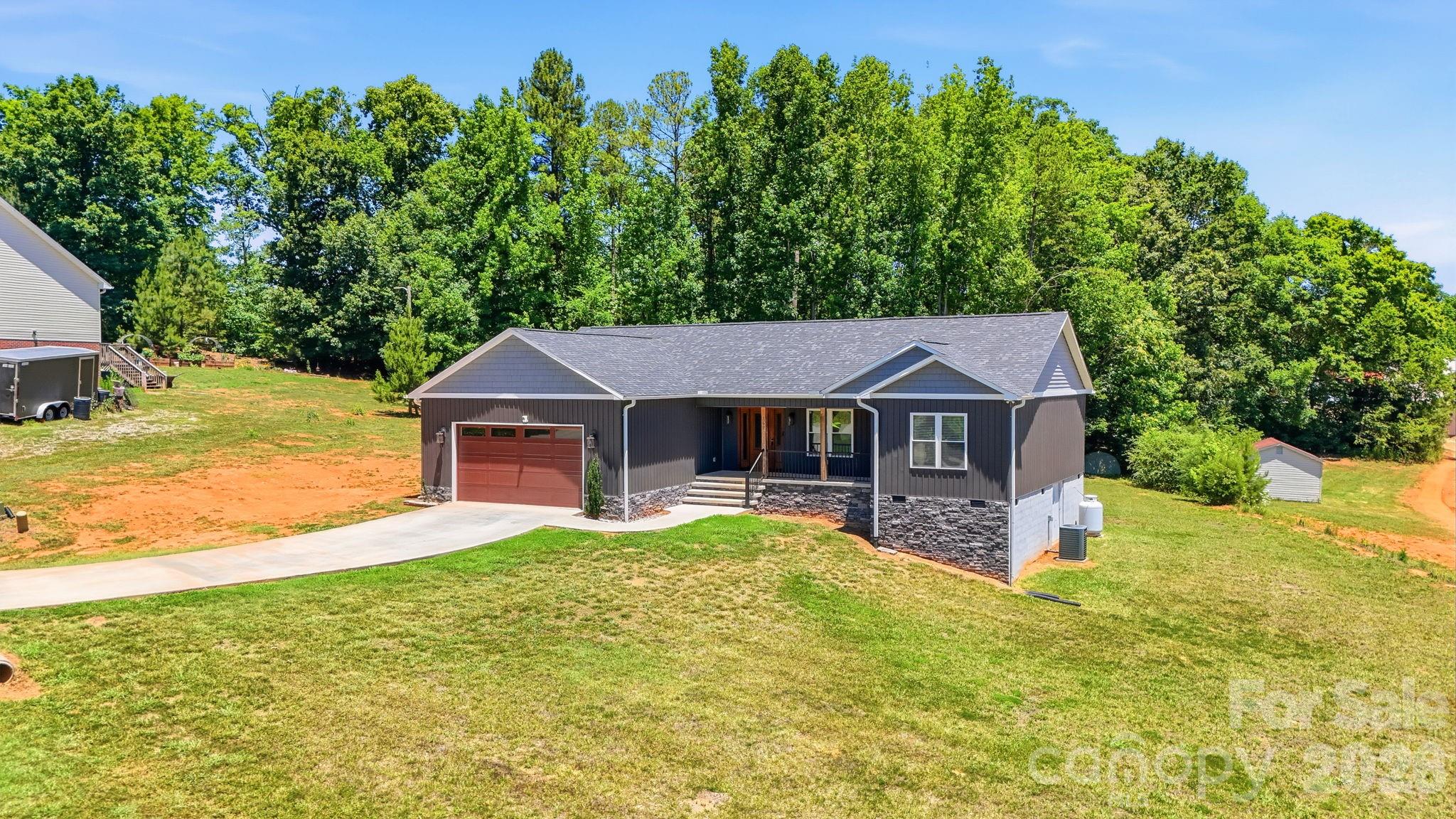 Mountain Ridge - Residential